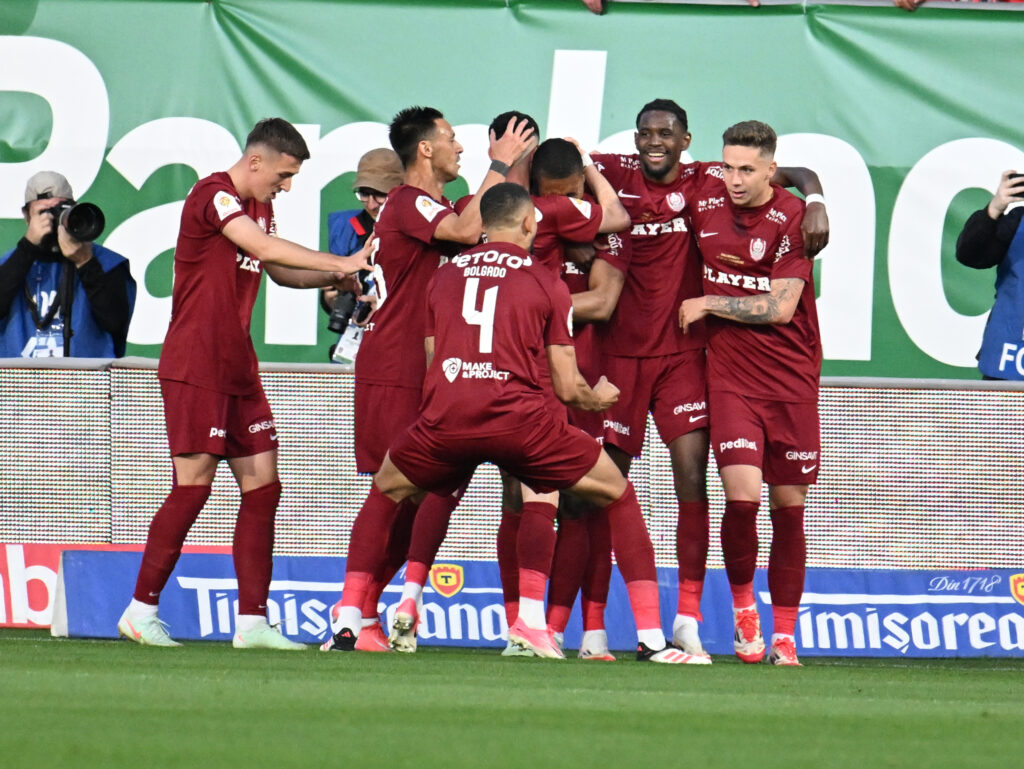 Fotbalist de la CFR Cluj, „disputat” de două echipe: „Oferte de peste 1,5 milioane de euro”
