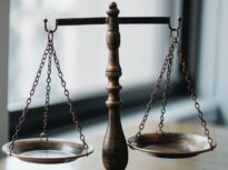 Grefierii anunță că vor opri activitatea după noua lege a salarizării