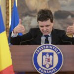 Nicușor Dan discută public cu magistrații nemulțumiți de starea Justiției. Declic protestează la Cotroceni: „Colindăm, Justiția să reparăm!”