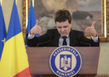 Nicușor Dan, România