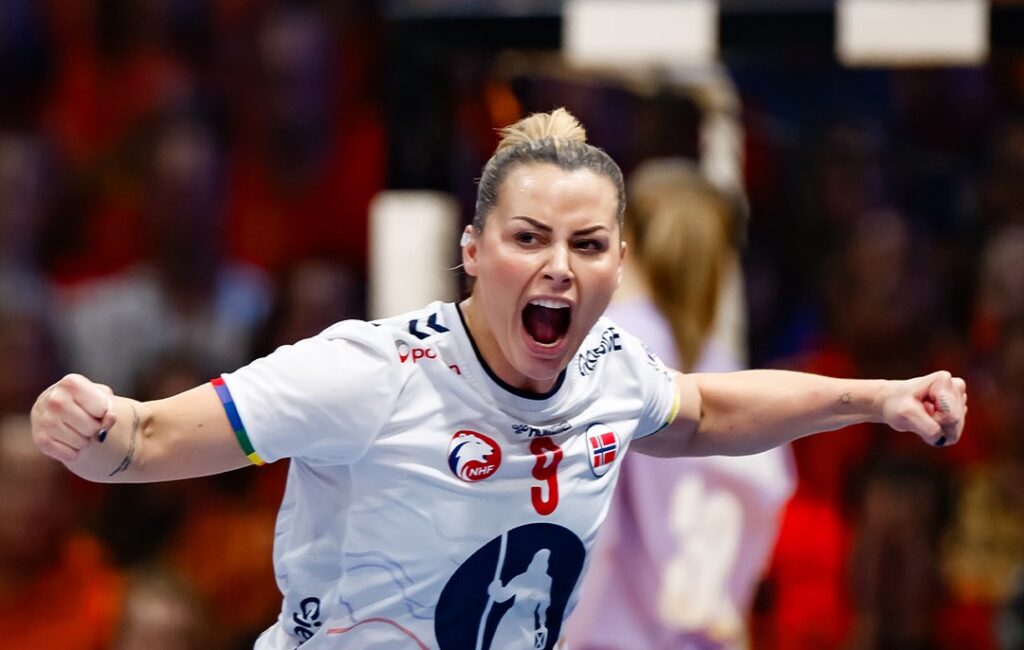 S-a stabilit finala Campionatului Mondial de handbal feminin