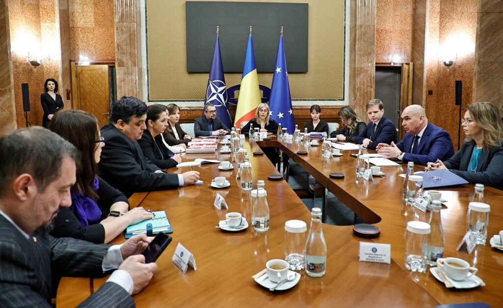 Prima întrunire la Guvern pentru reforma din Justiție: Ce propun ONG-urile și ce calendar s-a stabilit