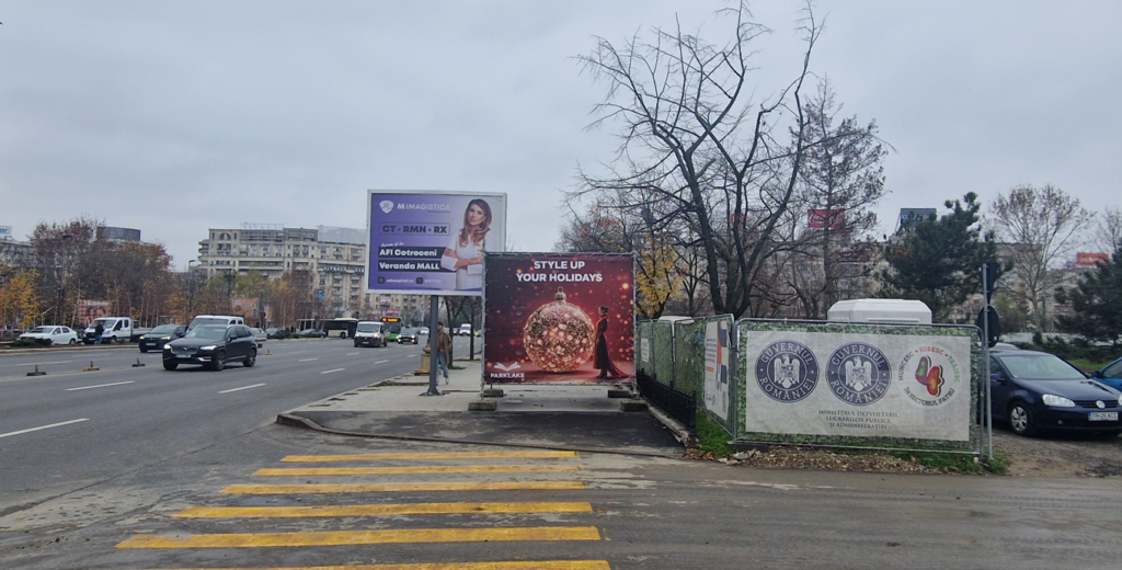 panou in fata la magazinul Unirii