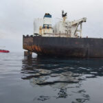 Un petrolier rus atacat de drone ucrainene a eșuat lângă coasta Bulgariei (Video)