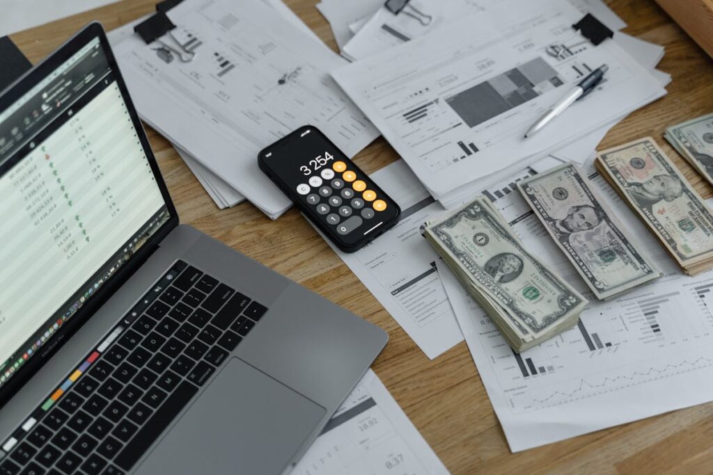 Automatizarea calculului de salarii și conformitatea legală