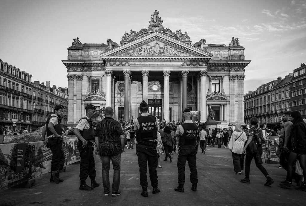Percheziții la Bruxelles: Suspiciuni de fraudă cu fonduri europene la pregătirea viitorilor diplomați. UPDATE Fosta șefă a diplomației UE, Federica Mogherini, a fost reținută