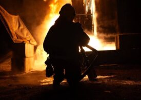 <span style="color:#990000;">Ziua 1398</span> Tren deraiat de dronă, atac aerian la Odesa. Ucrainenii lovesc lângă podul lui Putin (Foto & Video). Bani europeni pentru Ucraina, încă 6 luni de sancțiuni pentru Rusia