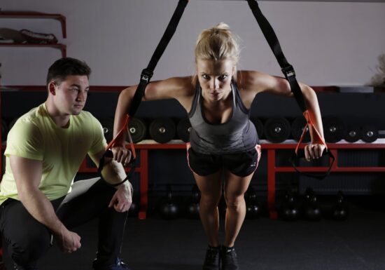 Progresează inteligent la sală cu planurile personalizate de la RF Kinetix