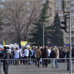 Profesorii au ieșit iar revoltați la Guvern și cer demisia ministrului David (Foto)