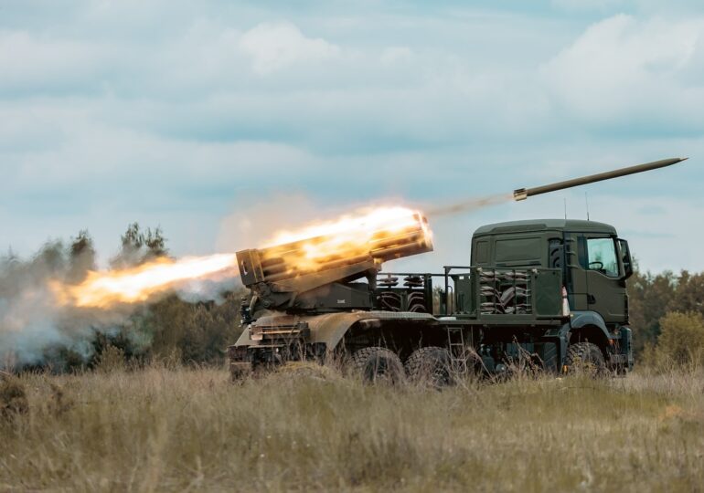 <span style="color:#990000;">Ziua 1381</span> Lovitură precisă la Consiliul de Securitate al Ceceniei. Explozii într-un port și la o rafinărie din Rusia (Video). Întâlnirea de la Miami s-a încheiat