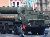 Cât de vulnerabil este „scutul invincibil” al Rusiei. S-400 poate fi paralizat fără un foc de armă