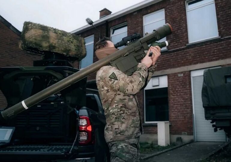 Belgia a primit din Polonia un nou sistem de apărare împotriva dronelor. Îl pui pe umăr și tragi (Foto&Video)