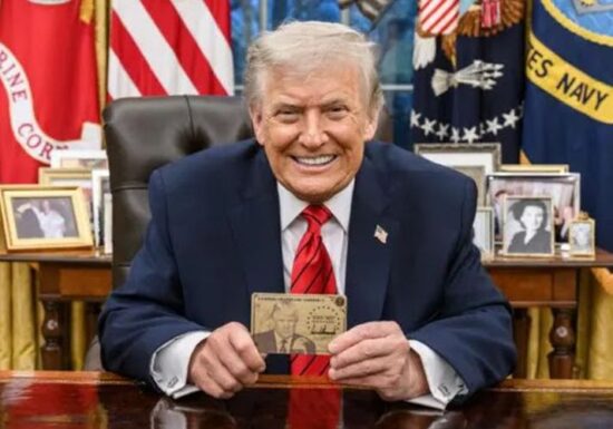 S-a lansat Gold Card-ul lui Trump. Te costă „doar” 1 milion de dolari să obții rapid rezidență în SUA. Stai să vezi ce primești de 5 milioane