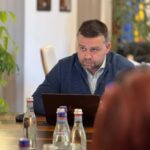 Ce partide s-au aliat ca să-l țină pe Ciucu în șah. Matematica voturilor la fiecare proiect major respins