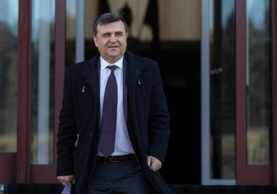 Pactul care a oprit anchetele de mare corupție. „Politicienii au nevoie de liniște!”, i-a spus președintele României fostului șef al DNA, Crin Bologa