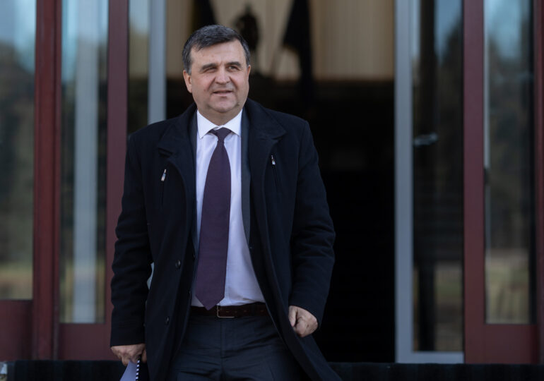 Pactul care a oprit anchetele de mare corupție. „Politicienii au nevoie de liniște!”, i-a spus președintele României fostului șef al DNA, Crin Bologa