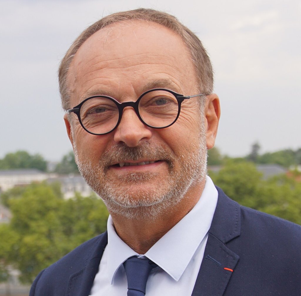 Un fost senator francez a fost condamnat la închisoare, pentru că a drogat o deputată pentru a o viola
