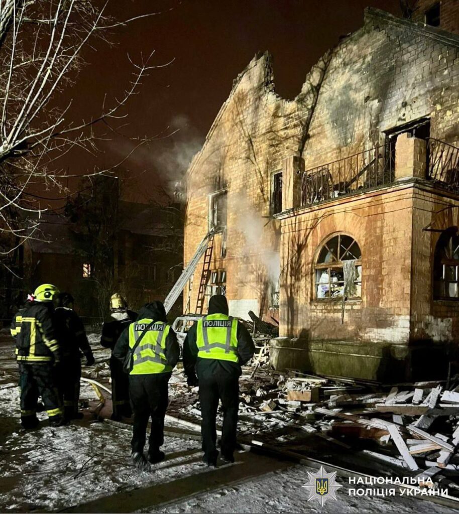 Ziua 1416 Rusia a lovit Liov cu Oreșnik (Video). Medic ucis în Kiev în timp ce acorda primul ajutor. Ucraina a lăsat jumătate de milion de ruși fără curent. Trump îi dă „o palmă” lui Putin
