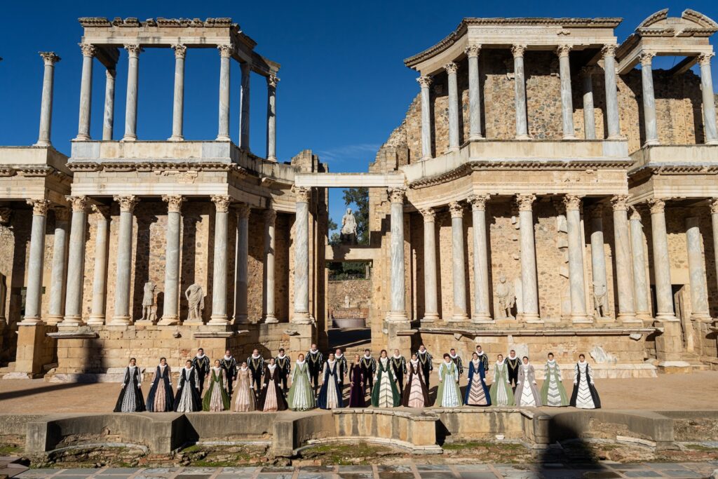 De Ziua Culturii Naționale, Corul Madrigal lansează noul videoclip MÉRIDA – EFEMERIDE