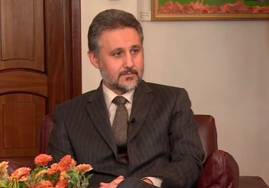 Lazurca explică absența lui Nicușor Dan de la Davos și mesajul în criza Groenlandei: „Nu umblu teleleu prin lume” și „Băieți, opriți-vă!”