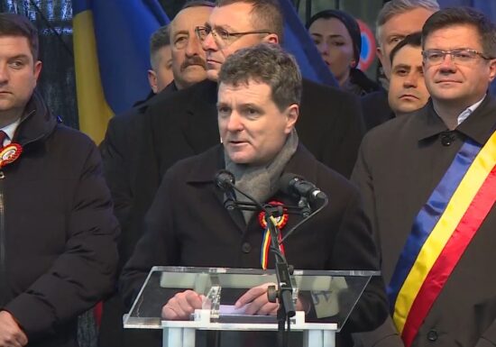 Nicușor Dan, huiduit și la Iași de Ziua Unirii. Președintele a adresat o rugămite și două întrebări și a zis că e optimist pentru România (Video)