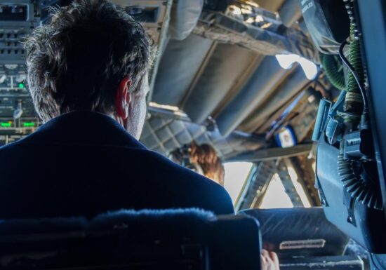 Aeronava Spartan folosită de Nicușor Dan a fost modernizată. Președintele are permanent comunicații în timpul zborului