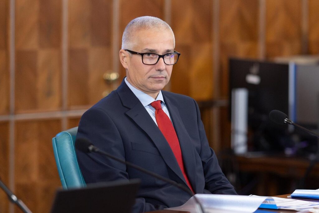 Justiție cu AI în România? Ce crede ministrul Marinescu