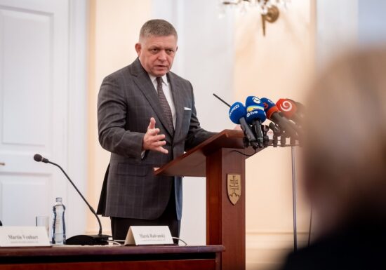 Premierul slovac Fico pierde un om important din cauza scandalului Epstein