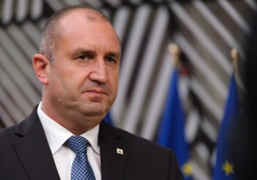 Schimbare de direcție în Bulgaria: Guvernul Radev pune capăt sprijinului militar pentru Ucraina
