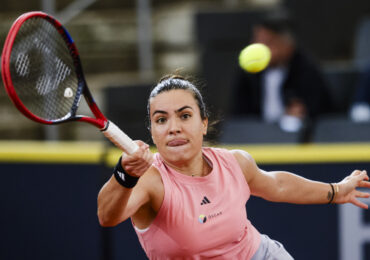 Gabriela Ruse trece de Linda Noskova, locul 10 în clasamentul WTA, și se califică în optimi la Bad Homburg