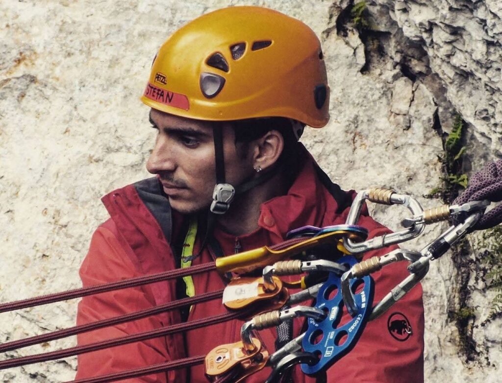 Apel umanitar pentru un salvamontist de 30 de ani, diagnosticat cu o tumoră cerebrală agresivă: „Ștefan a salvat zeci de vieți”