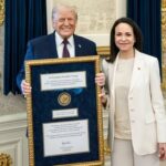 Lidera Opoziției din Venezuela i-a dat lui Trump Nobelul pentru Pace chiar la Casa Albă: Mulțumesc, Maria!