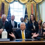 CNN: „Trump’s ‘crazy world’ with milk bottles, breasts pulled by dogs, and bombs for Iran”