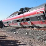 O fetiță de 6 ani, singura supraviețuitoare a unei familii care a pierit în accidentul feroviar din Spania