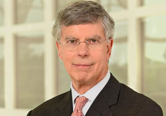 „Dovezi, nu promisiuni”. Un fost ambasador american pune la îndoială anunțul lui Trump privind oprirea loviturilor Rusiei