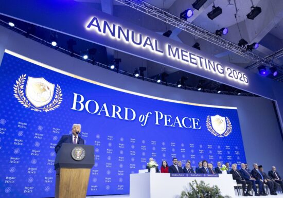 Mari aliați europeni refuză să participe la prima reuniune a Consiliului pentru Pace al lui Trump. Summitul, privit ca o strângere de fonduri