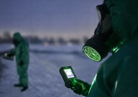 <span style="color:#990000;">Ziua 1423</span> Franța preia rolul-cheie lăsat gol de SUA. Mai multe drone în Rusia decât în Ucraina. Bloc lovit în plin, la 180 km de Moscova. Zelenski a trimis negociatori în SUA