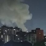 Explozii puternice lângă o bază militară din Caracas. Maduro acuză o „agresiune imperialistă” și activează planurile de apărare: Ieșiți în stradă! (Video)