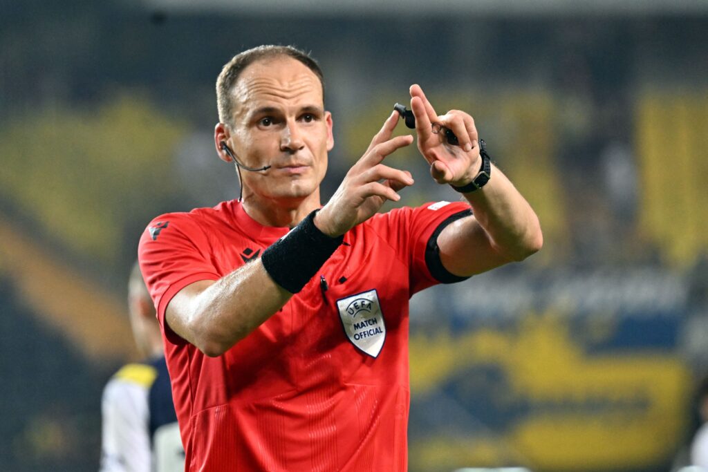 S-a stabilit arbitrul meciului FCSB – Fenerbahce din Europa League