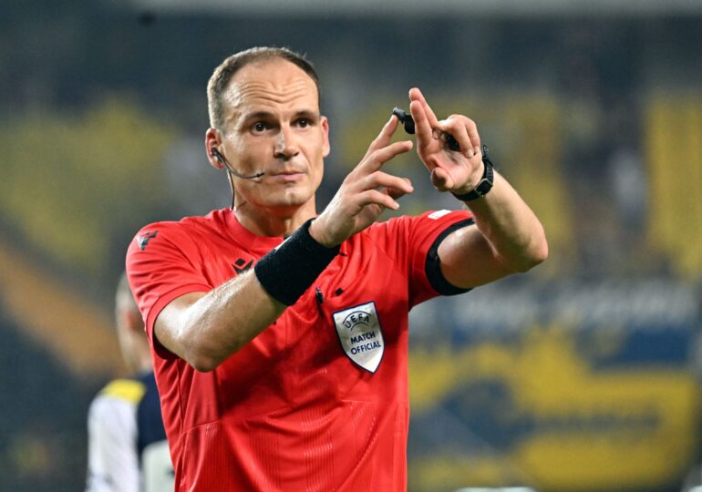 S-a stabilit arbitrul meciului FCSB - Fenerbahce din Europa League