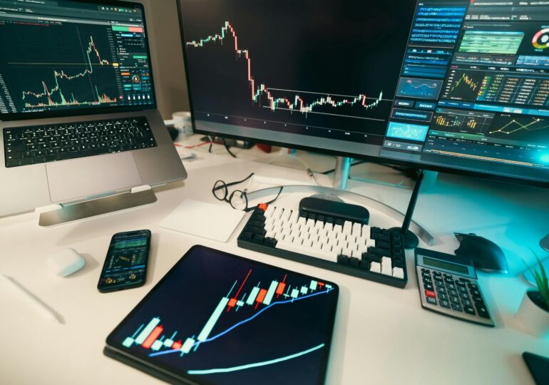 Inflația medie a urcat la 7,3% în 2025, iar anul s-a încheiat la 9.7%. Curentul electric, principalul motor al scumpirilor