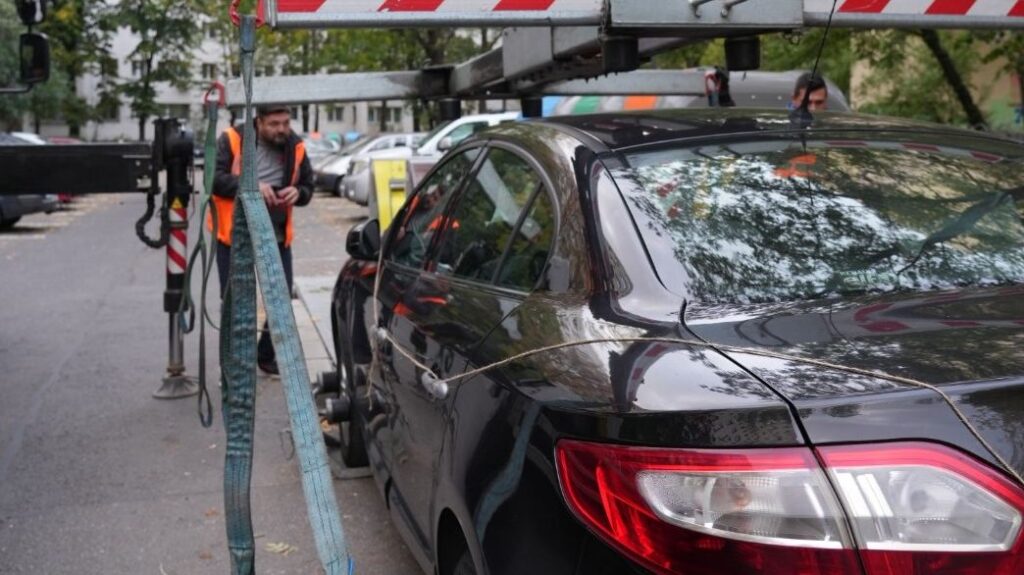 Negoiță nu mai vrea mașini ridicate în sectorul lui. Care e noua procedură a Poliției (Video)