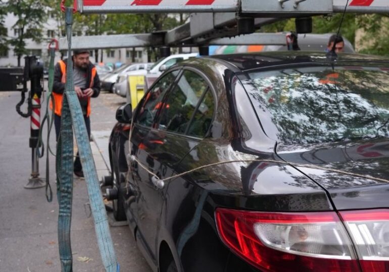 Negoiță nu mai vrea mașini ridicate în sectorul lui. Care e noua procedură a Poliției