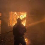 Ziua 1429 Bloc lovit de dronă în Odesa, mii de blocuri fără căldură în Kiev. Trump îl atrage într-o capcană pe Zelenski. Putin face o concesie