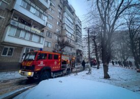 <span style="color:#990000;">Ziua 1428</span> Un milion de oameni din Kiev n-au curent. Rafinărie și un bloc din Rusia, în flăcări. Ucrainenii "i-au orbit" pe ruși