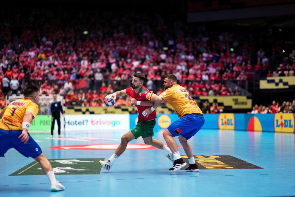 România pierde clar cu Portugalia la primul meci de la Campionatul European de handbal masculin