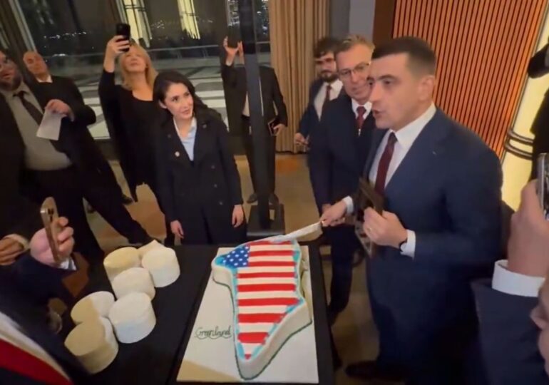 George Simion explains the Greenland-shaped cake episode: “We couldn’t avoid the moment” (video)