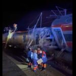 Două trenuri de mare viteză au deraiat în sudul Spaniei – posibil doi morți și mai mulți răniți (Video)