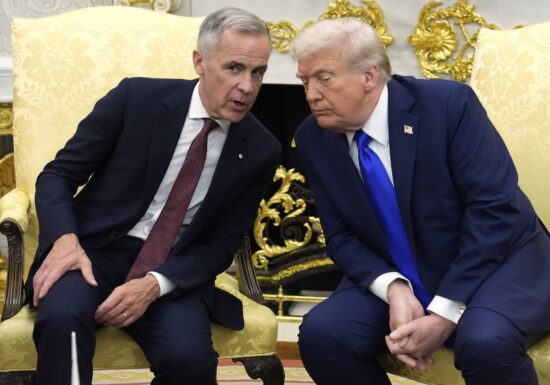 Canada lovește SUA cu taxe de până la 50%. Trump răspunde cu interdicții și noi amenințări