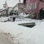 Ninsoarea închide școlile chiar din prima zi. Lista județelor afectate